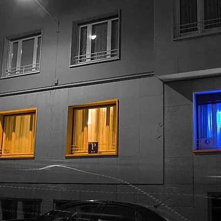 Hotel Petit 2*